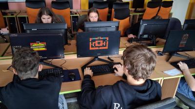 Učíme se bezpečně na internetu – se Samem