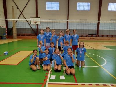 Skvělý úspěch našich žáků v okresním kole přehazované!
