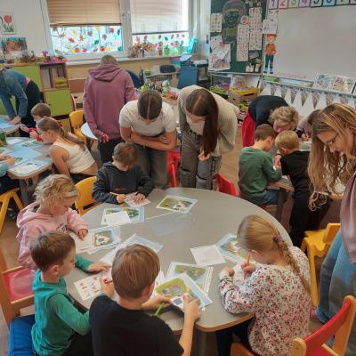 Červená karkulka ve školní družině