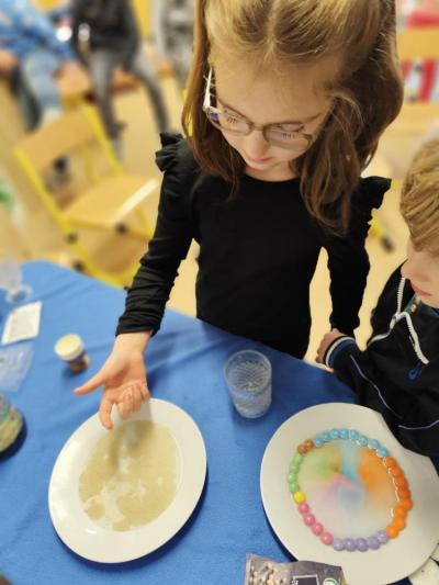 V odstínech hnědé