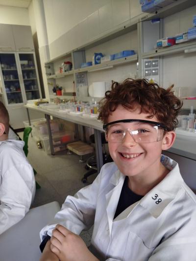 Žáci 3.A v laboratoři