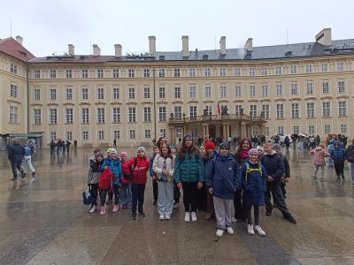 Žáci 3. A a 4. B v Praze