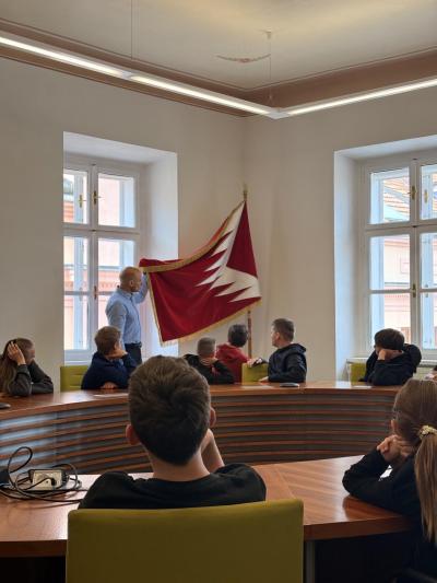 Hra na město