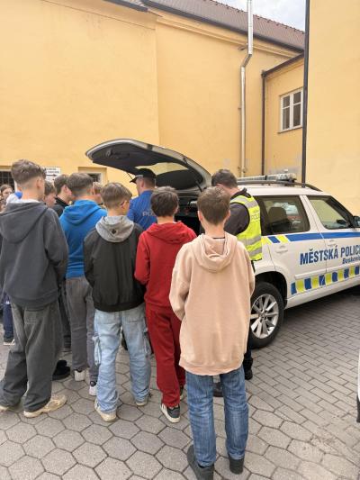Hra na město